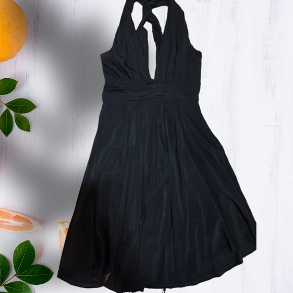 Bebe Sexy Black Dress size Small Swing Style Marilyn Monroe Dress - Picture 4 of 16